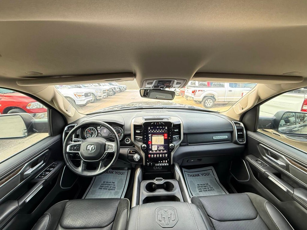 Ram 1500 Vehicle Full-screen Gallery Image 18