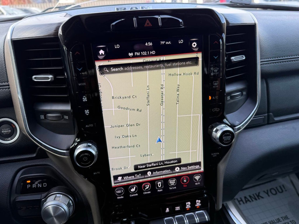 Ram 1500 Vehicle Full-screen Gallery Image 28