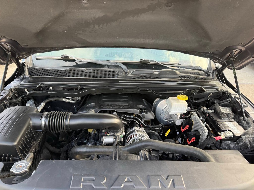 Ram 1500 Vehicle Full-screen Gallery Image 35