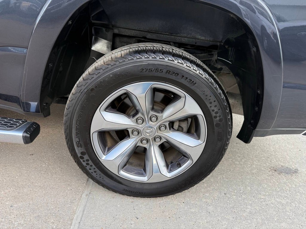 Ram 1500 Vehicle Full-screen Gallery Image 36