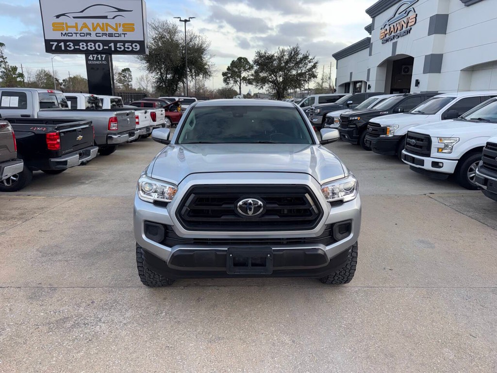 Toyota Tacoma 2WD Vehicle Full-screen Gallery Image 41