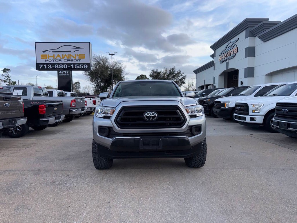 Toyota Tacoma 2WD Vehicle Full-screen Gallery Image 42