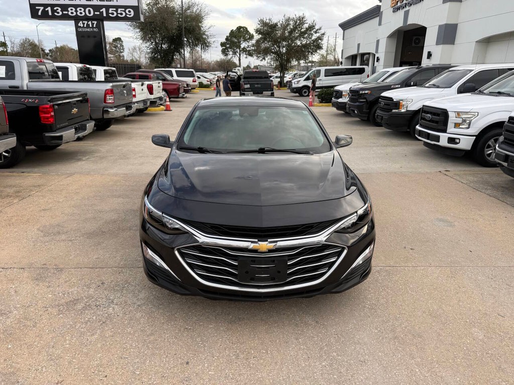 Chevrolet Malibu Vehicle Full-screen Gallery Image 37