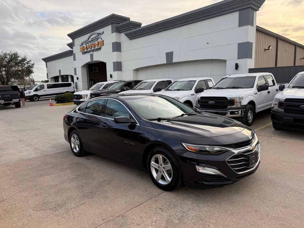 Chevrolet Malibu Vehicle Full-screen Gallery Image 39