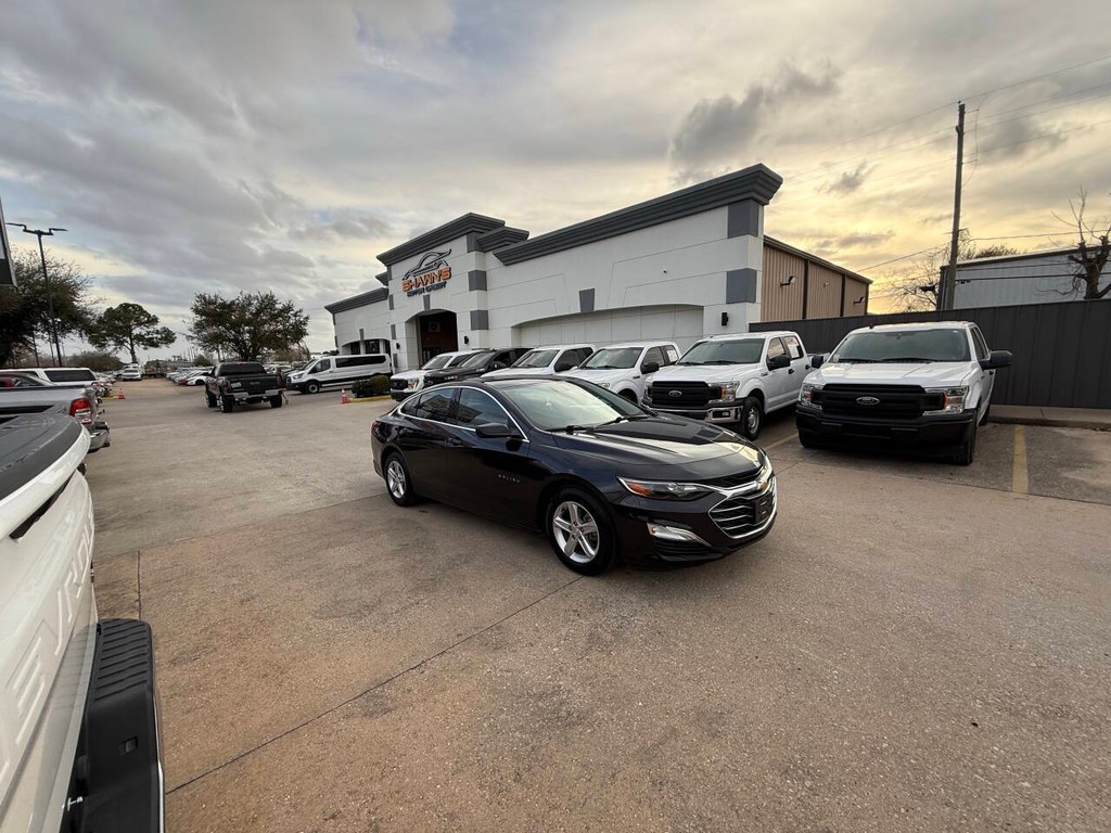 Chevrolet Malibu Vehicle Full-screen Gallery Image 41