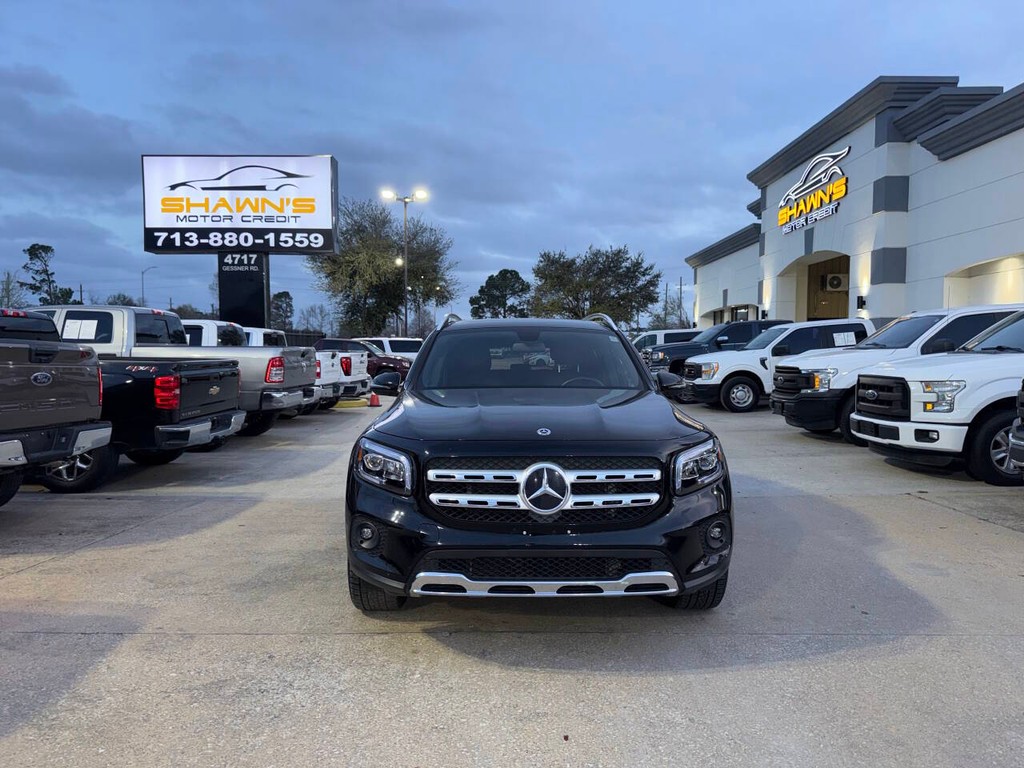 Mercedes-Benz GLB Vehicle Full-screen Gallery Image 42