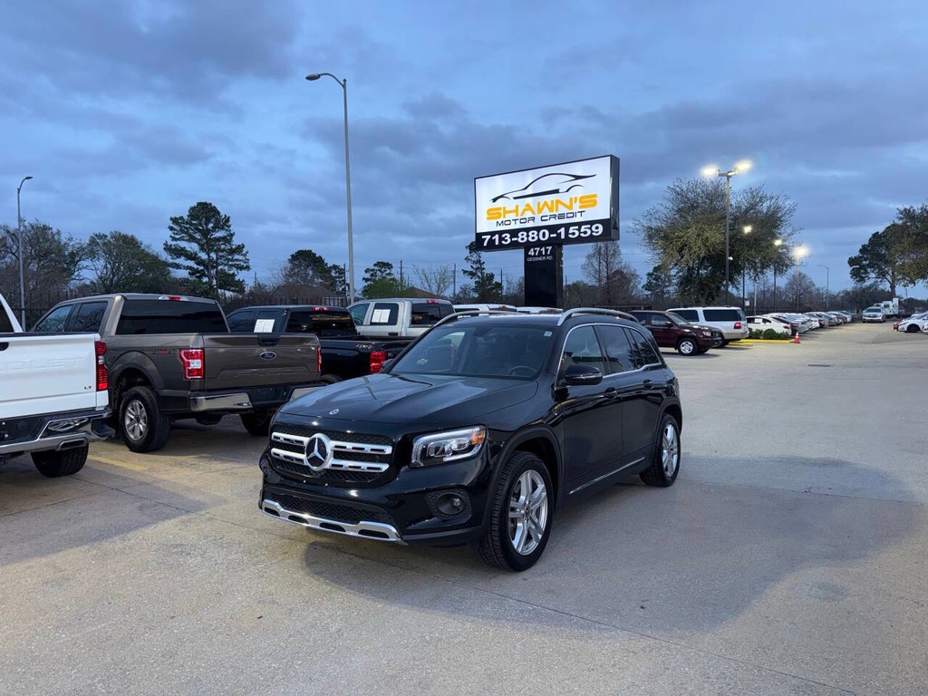 Mercedes-Benz GLB Vehicle Full-screen Gallery Image 44