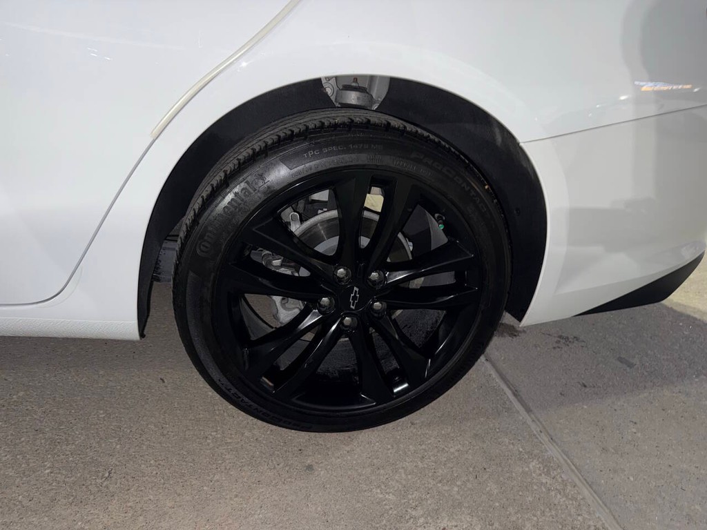 Chevrolet Malibu Vehicle Full-screen Gallery Image 33