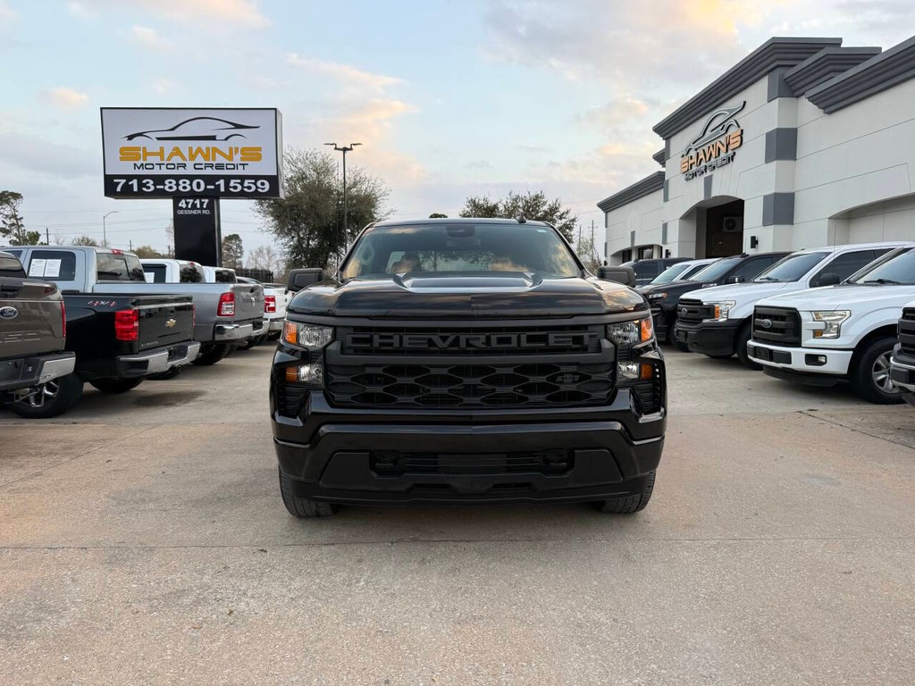 Chevrolet Silverado 1500 Vehicle Full-screen Gallery Image 40