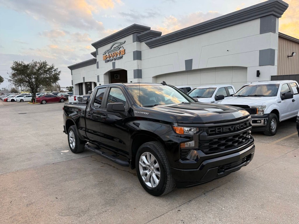 Chevrolet Silverado 1500 Vehicle Full-screen Gallery Image 41