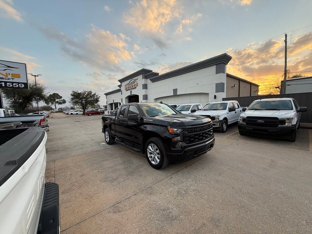 Chevrolet Silverado 1500 Vehicle Full-screen Gallery Image 43