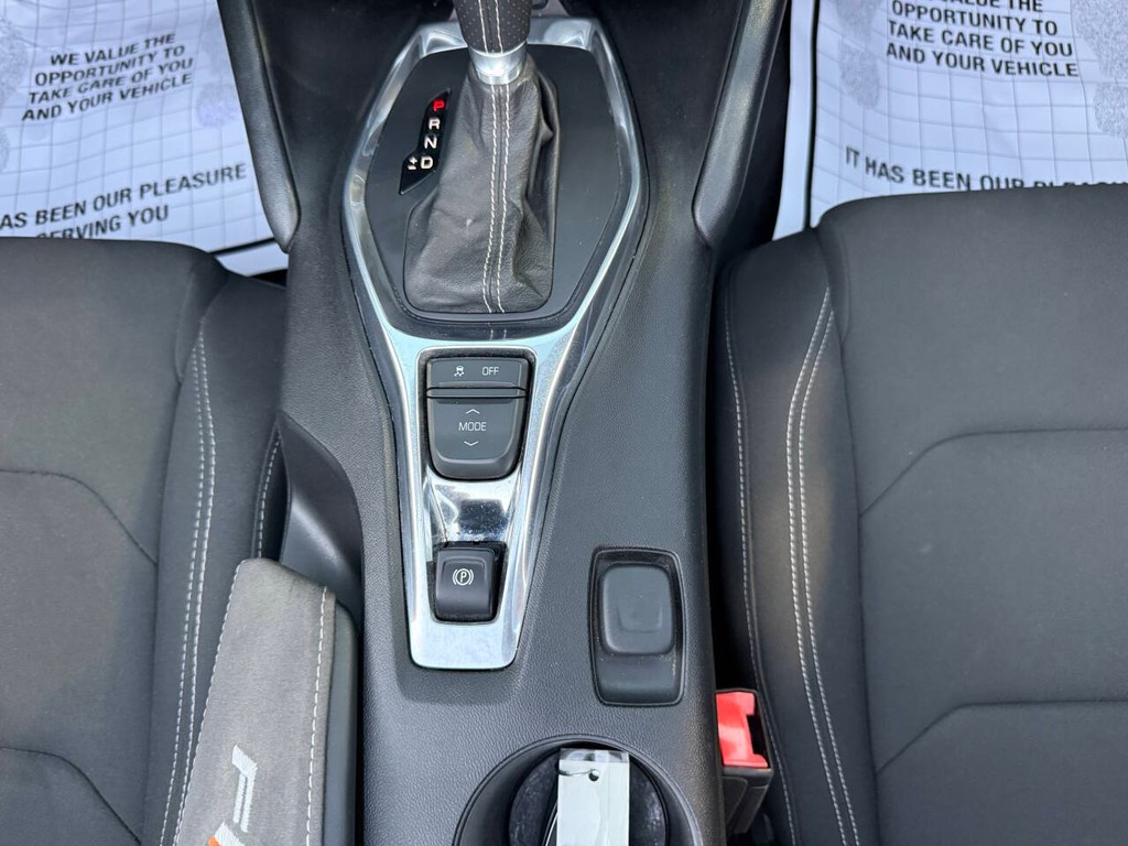 Chevrolet Camaro Vehicle Full-screen Gallery Image 19