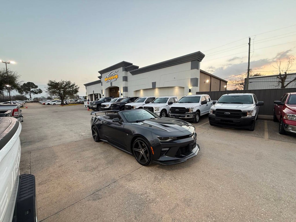 Chevrolet Camaro Vehicle Full-screen Gallery Image 32