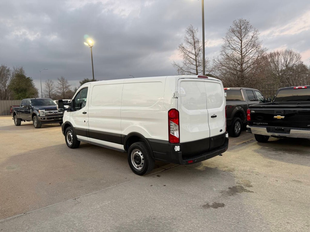 Ford Transit Cargo Van Vehicle Full-screen Gallery Image 04