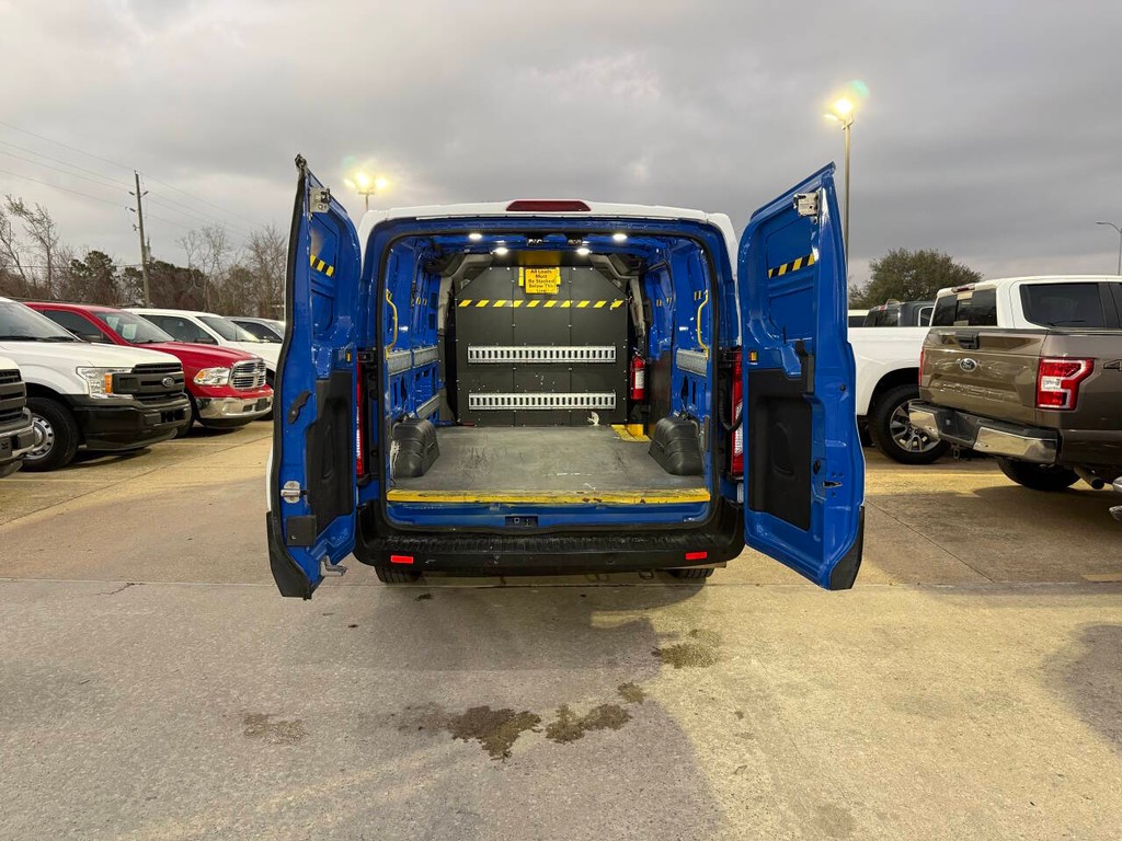 Ford Transit Cargo Van Vehicle Full-screen Gallery Image 28