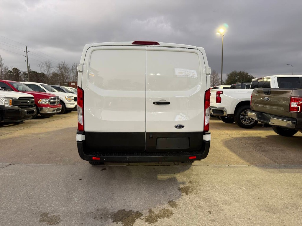 Ford Transit Cargo Van Vehicle Full-screen Gallery Image 29