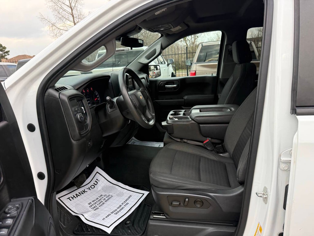 Chevrolet Silverado 1500 Vehicle Full-screen Gallery Image 07