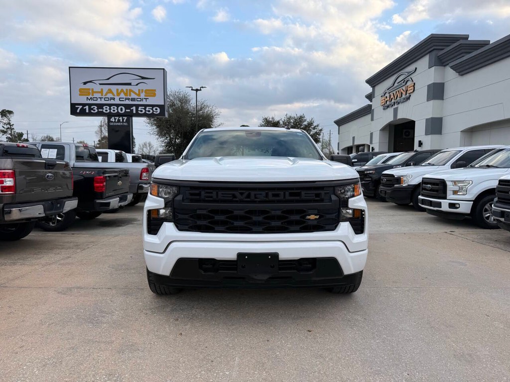 Chevrolet Silverado 1500 Vehicle Full-screen Gallery Image 35