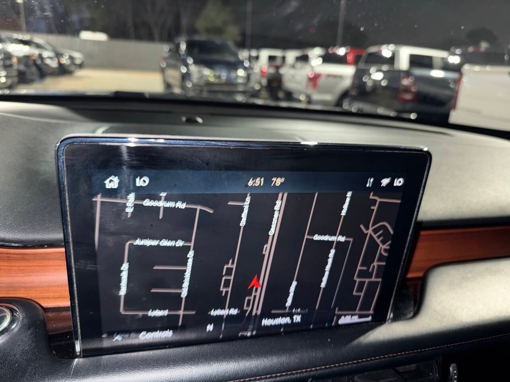 Lincoln Aviator Vehicle Full-screen Gallery Image 27