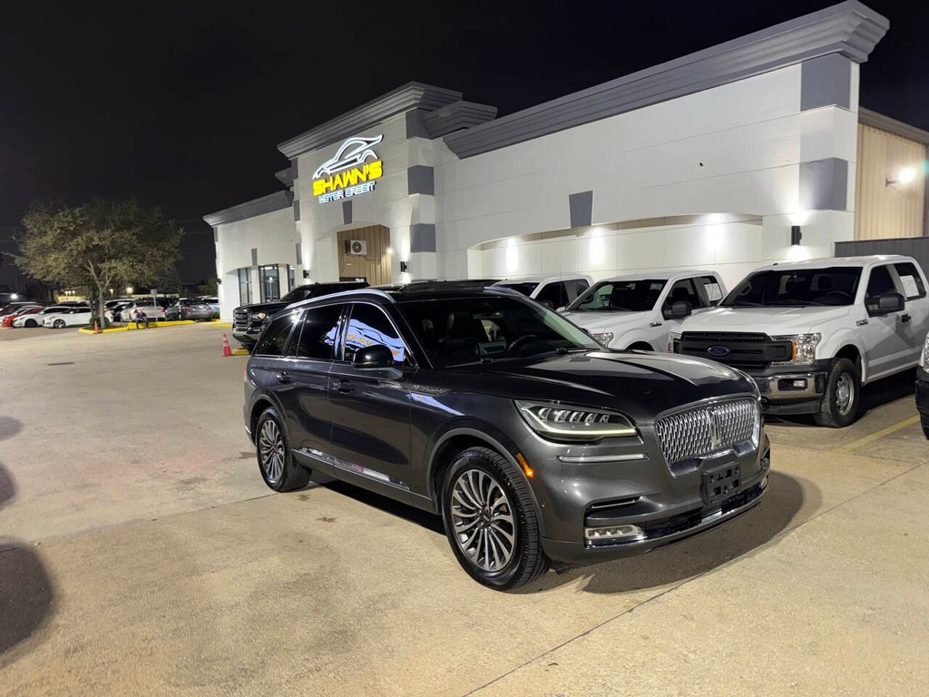 Lincoln Aviator Vehicle Full-screen Gallery Image 45