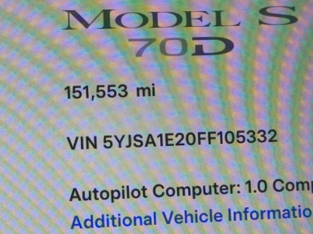 Tesla Model S Vehicle Full-screen Gallery Image 32