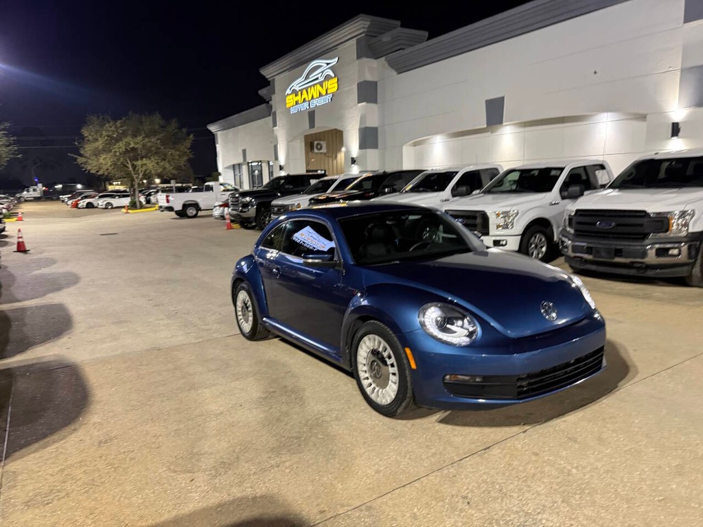 Volkswagen Beetle Coupe Vehicle Full-screen Gallery Image 34