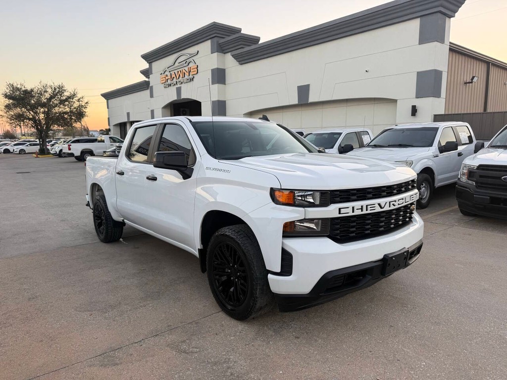Chevrolet Silverado 1500 Vehicle Full-screen Gallery Image 02