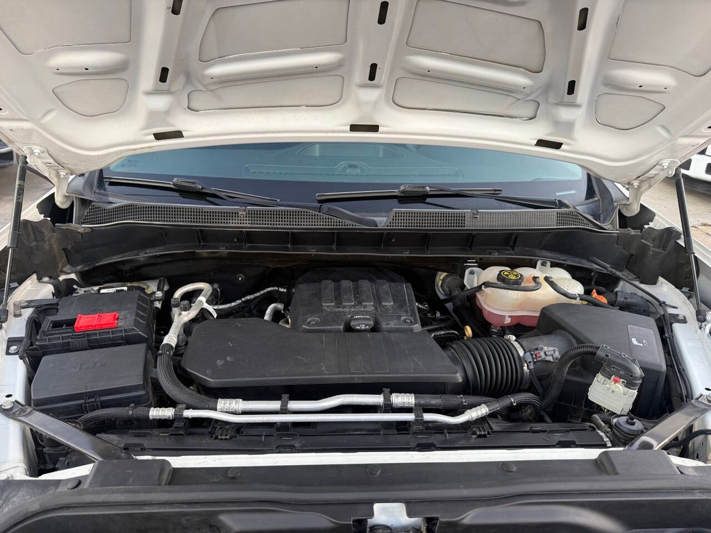 Chevrolet Silverado 1500 Vehicle Full-screen Gallery Image 34