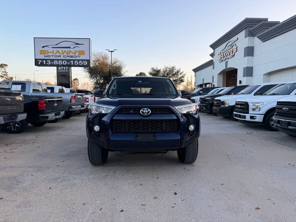 Toyota 4Runner Vehicle Full-screen Gallery Image 39