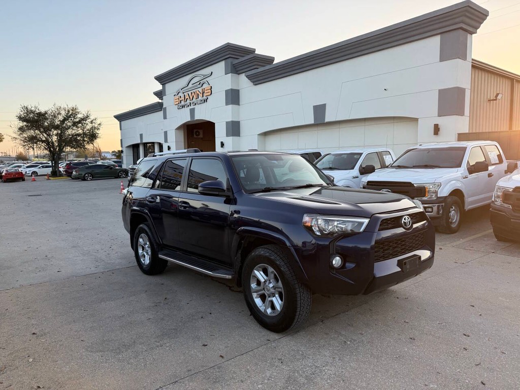 Toyota 4Runner Vehicle Full-screen Gallery Image 40