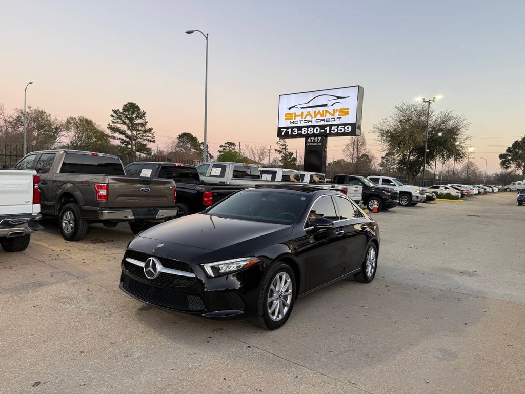 Mercedes-Benz A-Class Vehicle Full-screen Gallery Image 42