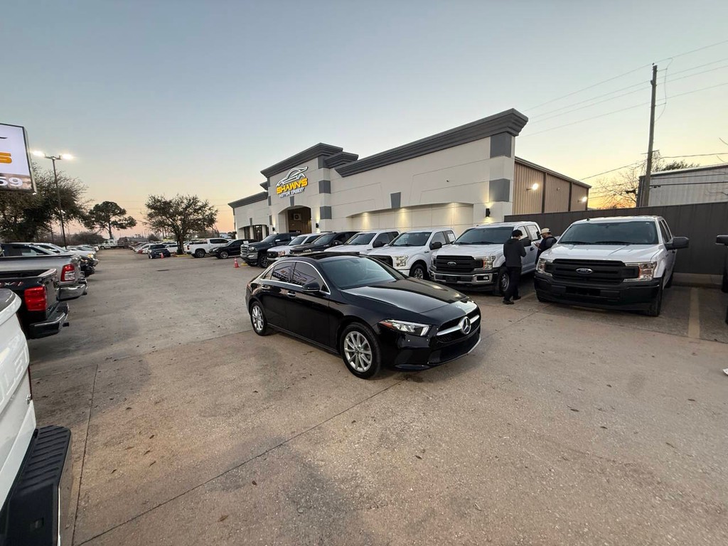 Mercedes-Benz A-Class Vehicle Full-screen Gallery Image 43