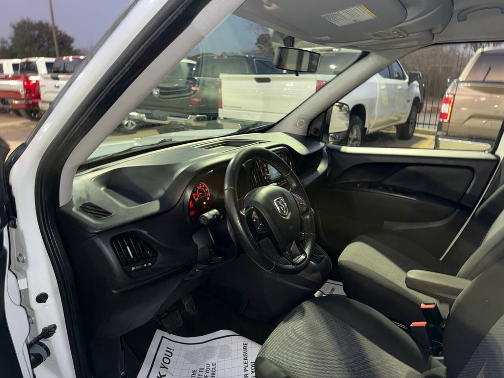 Ram ProMaster City Vehicle Full-screen Gallery Image 06