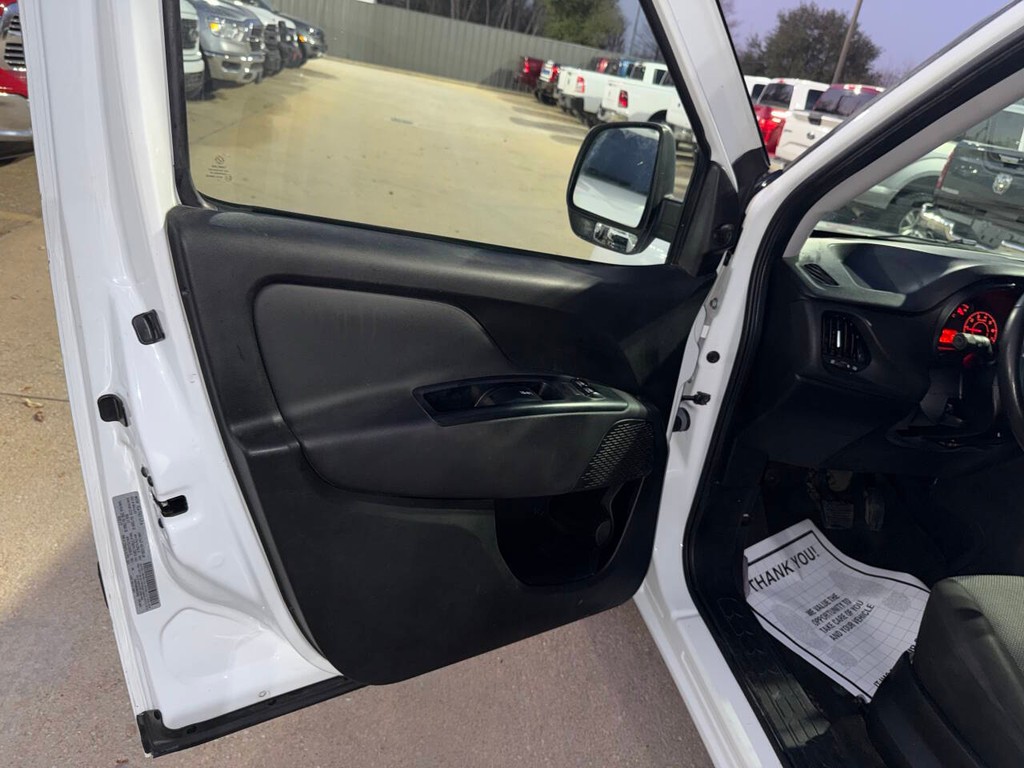 Ram ProMaster City Vehicle Full-screen Gallery Image 08