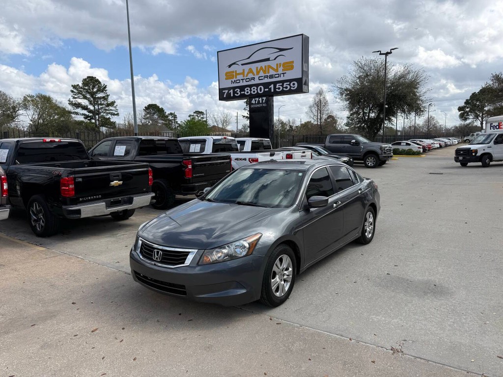 Honda Accord Sedan Vehicle Full-screen Gallery Image 03