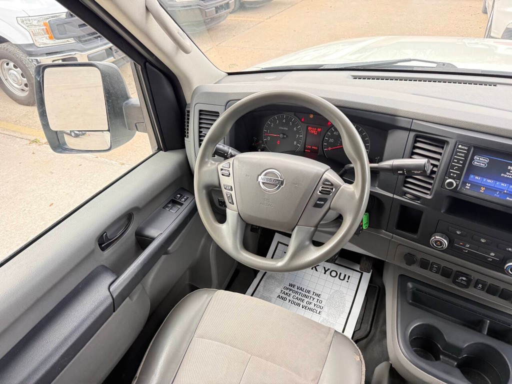 Nissan NV Cargo Vehicle Full-screen Gallery Image 14