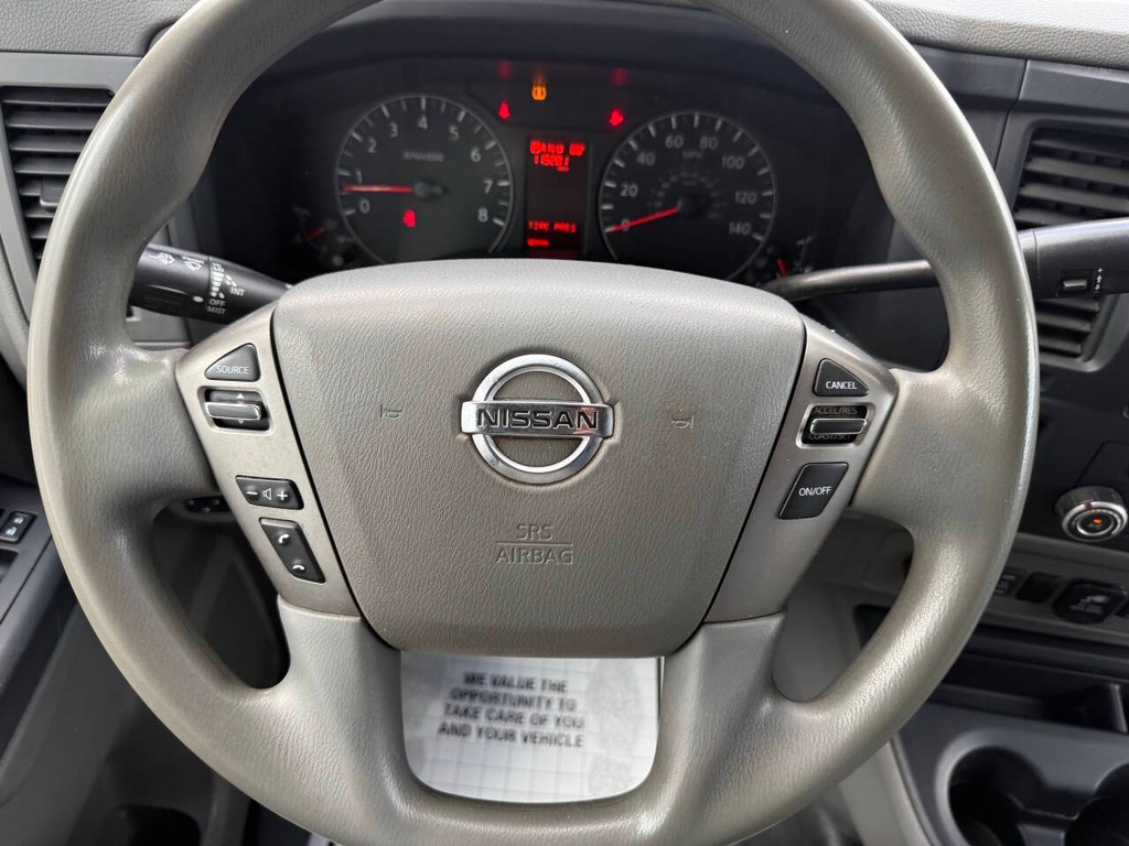 Nissan NV Cargo Vehicle Full-screen Gallery Image 18