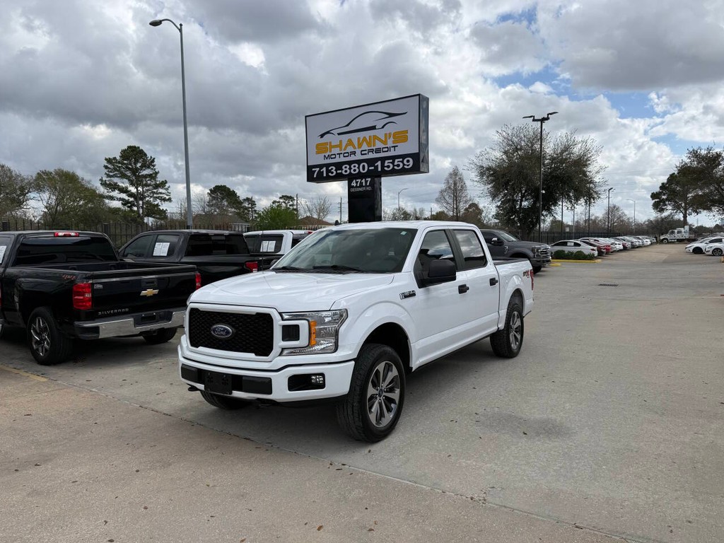 Ford F-150 Vehicle Full-screen Gallery Image 03