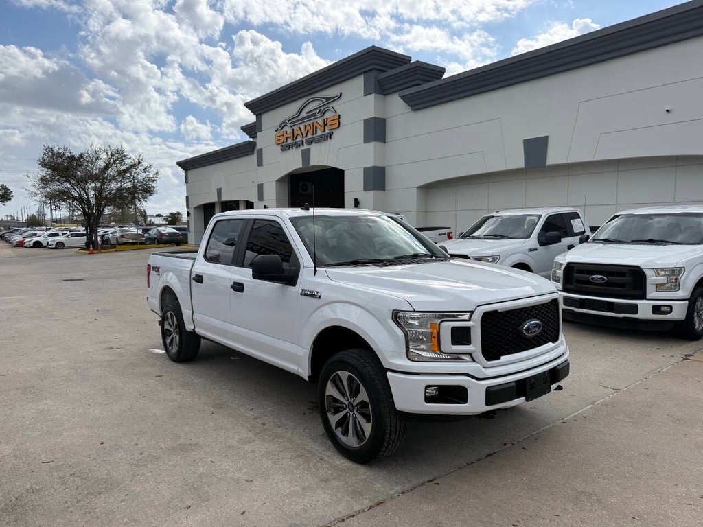 Ford F-150 Vehicle Full-screen Gallery Image 41