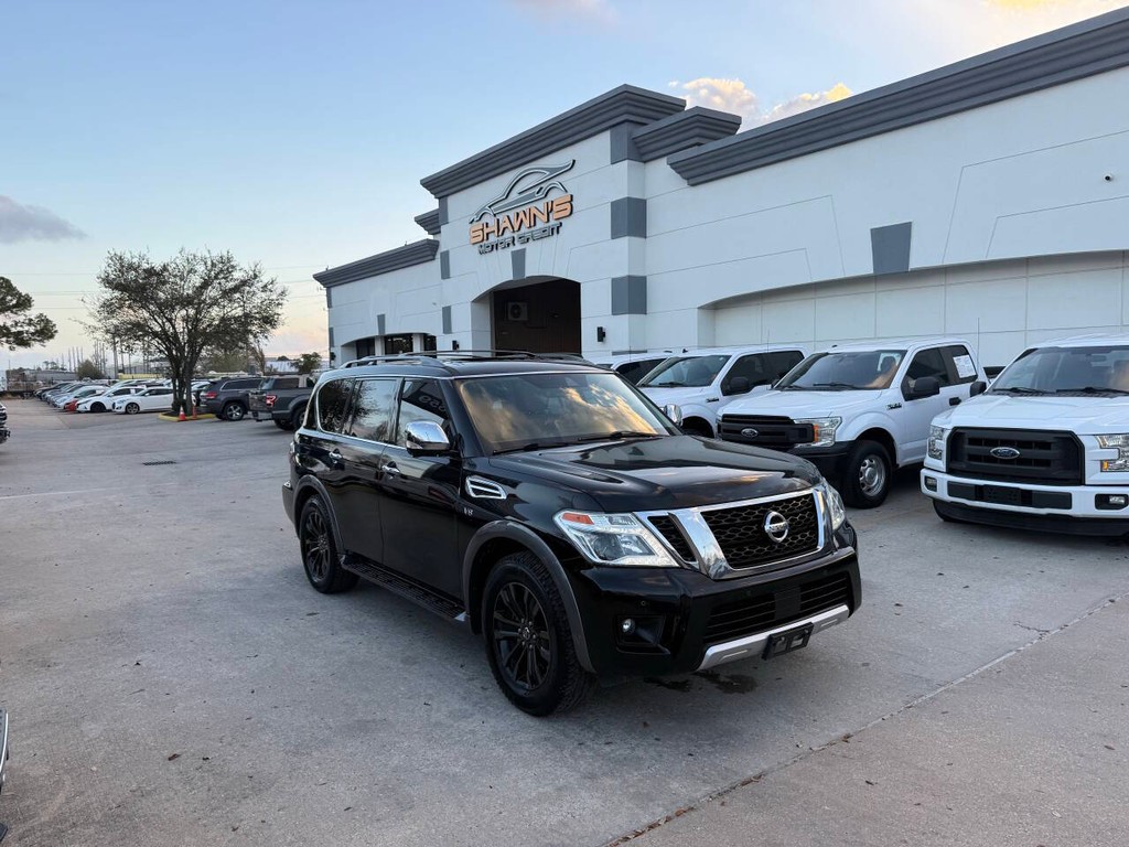 Nissan Armada Vehicle Full-screen Gallery Image 02