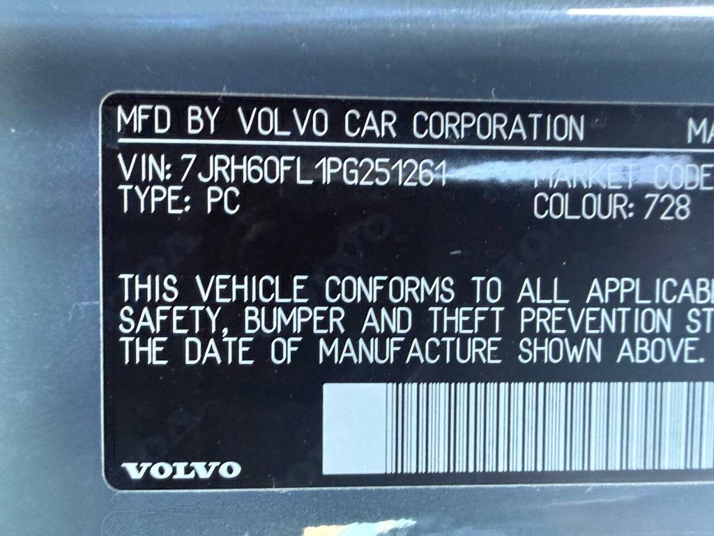 Volvo S60 Recharge Vehicle Full-screen Gallery Image 33