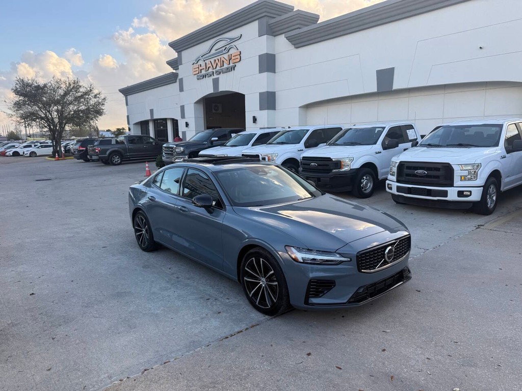 Volvo S60 Recharge Vehicle Full-screen Gallery Image 45