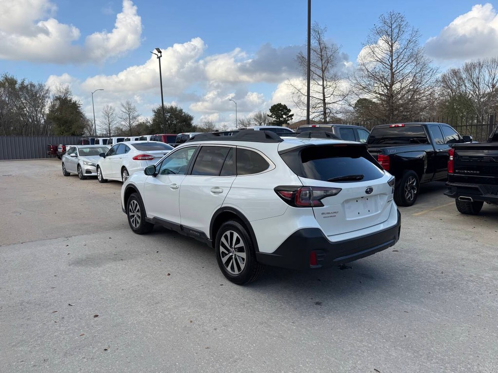 Subaru Outback Vehicle Full-screen Gallery Image 04