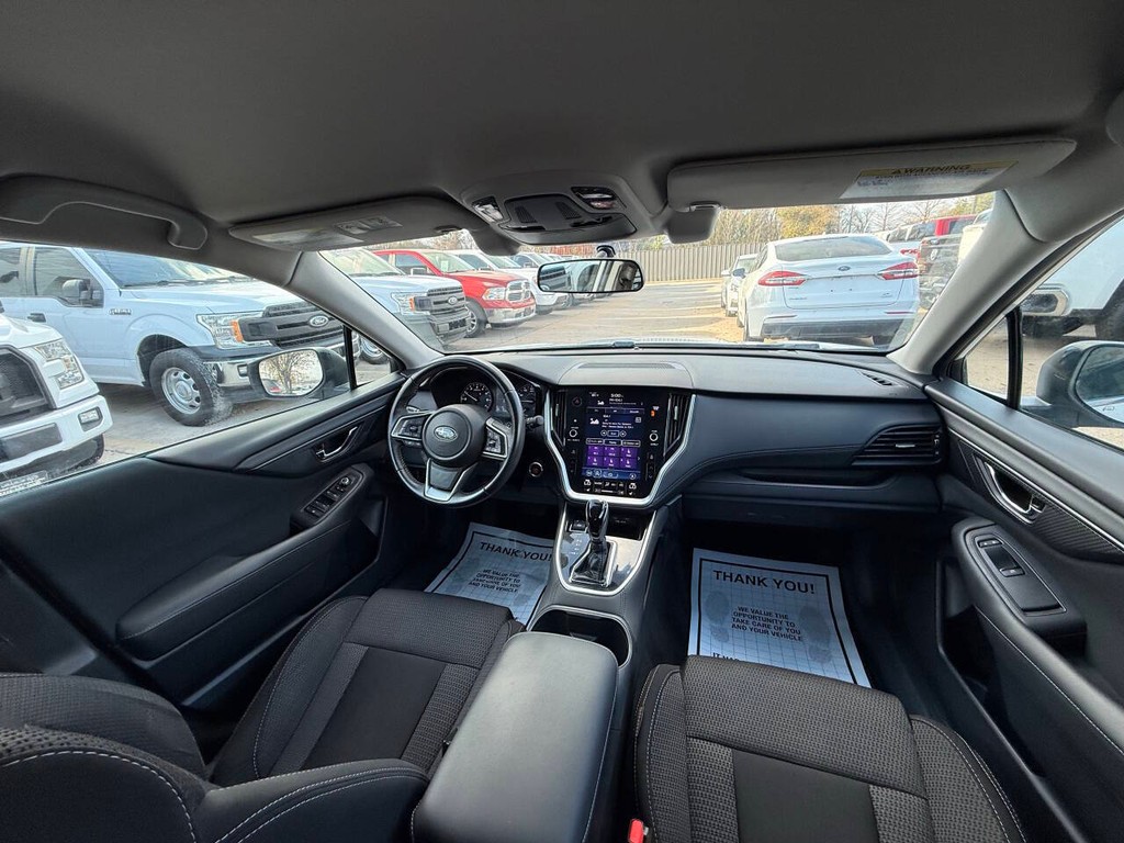 Subaru Outback Vehicle Full-screen Gallery Image 18