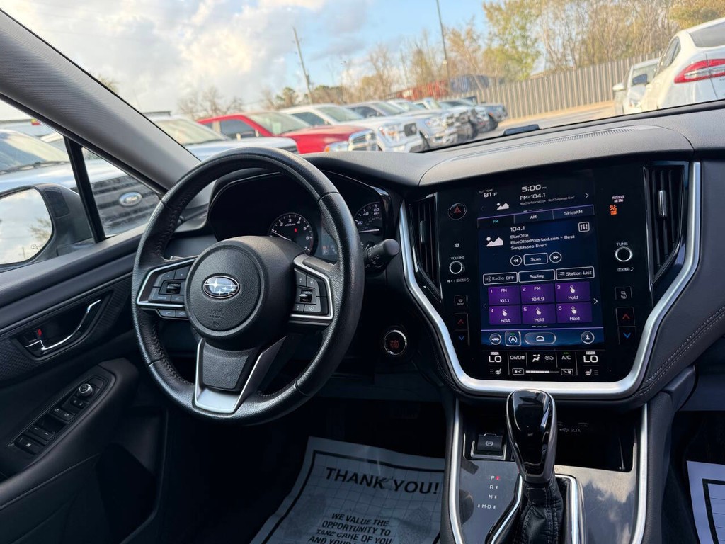 Subaru Outback Vehicle Full-screen Gallery Image 19