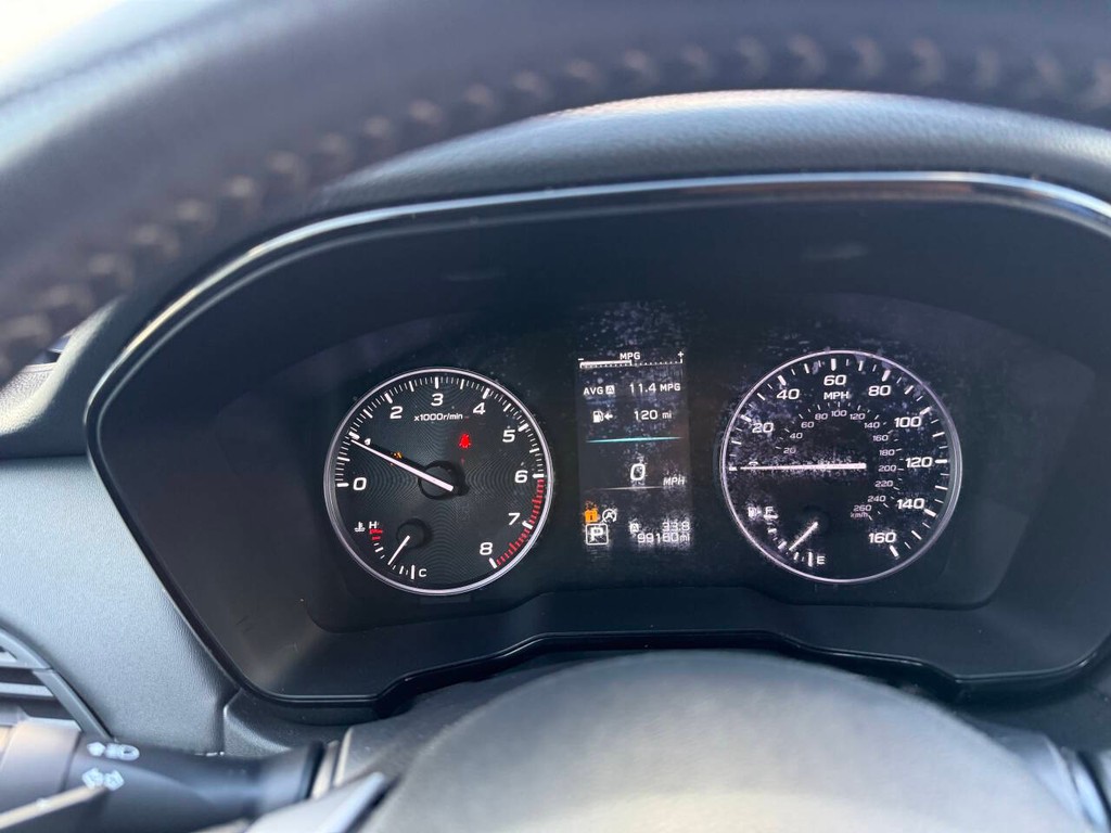 Subaru Outback Vehicle Full-screen Gallery Image 26