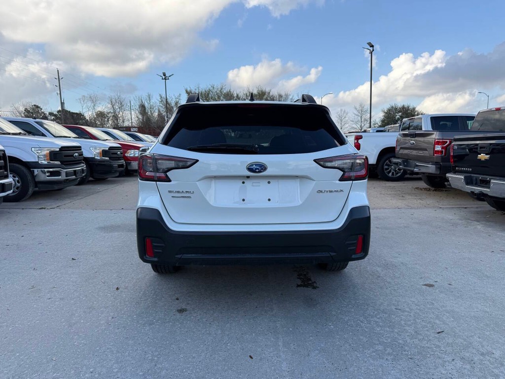 Subaru Outback Vehicle Full-screen Gallery Image 33