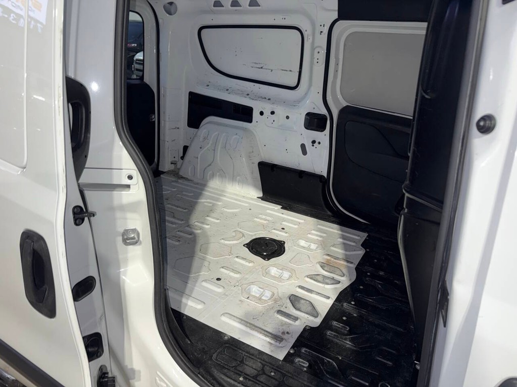 Ram ProMaster City Vehicle Full-screen Gallery Image 22