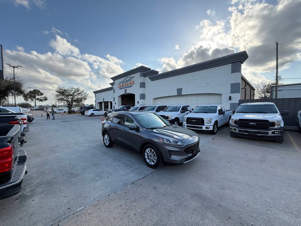 Ford Escape Vehicle Full-screen Gallery Image 43