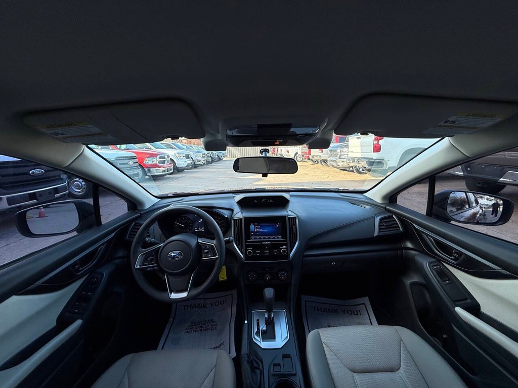 Subaru Impreza Vehicle Full-screen Gallery Image 18